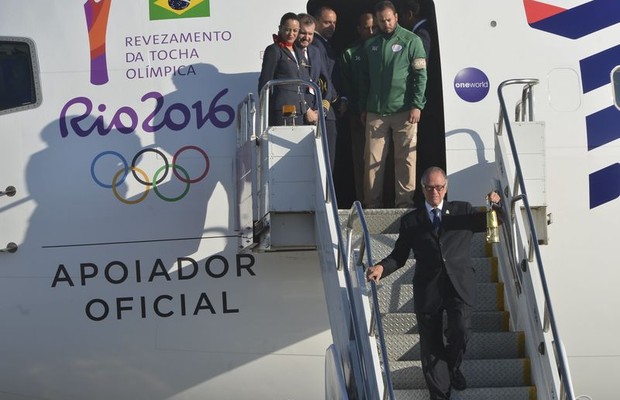 Lanterna Olímpica chega ao Brasil (Foto: Antonio Cruz/ Agência Brasil)