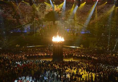 A Pira Olímpica é acesa na cerimônia de abertura dos Jogos de Londres (foto de arquivo) Foto: Reuters