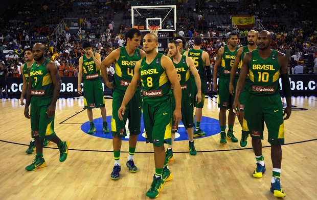 Seleção Brasileira de basquete (Foto: AFP)